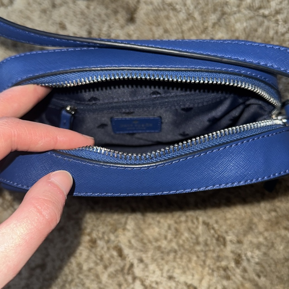 Kate Spade Crossbody - Picture 3 of 5